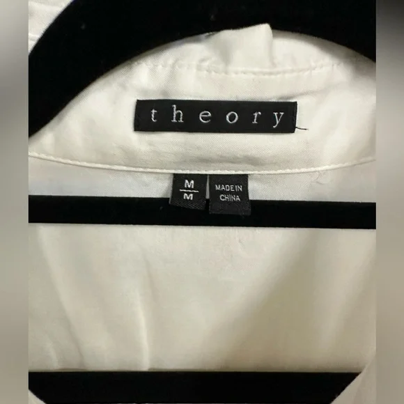 Theory 100 % cotton button down white shirt - Picture 4 of 5